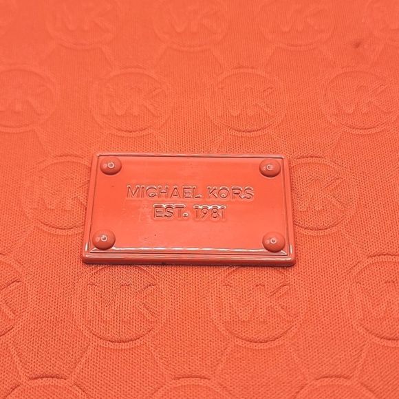 MK ORANGE LAPTOP/TABLET CASE - Picture 2 of 5